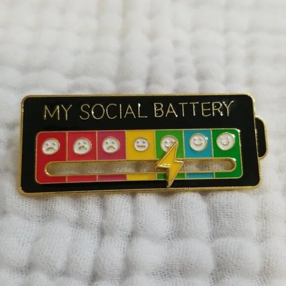 Social Battery Pin - Picture 1 of 4
